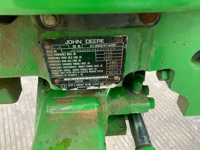 John Deere 5055E Tractor (ST24652)