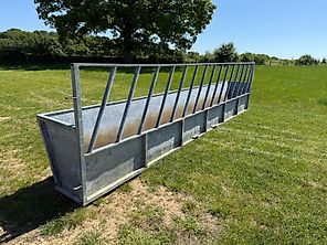 Feed Barrier and Trough