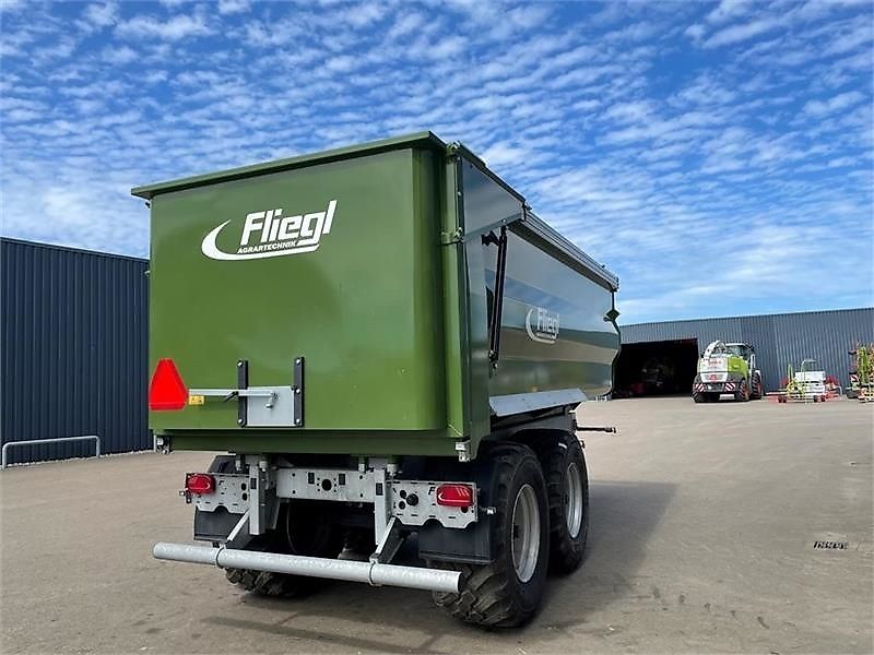 Fliegl TMK 264 FOX med 400 mm kornoverbygning.