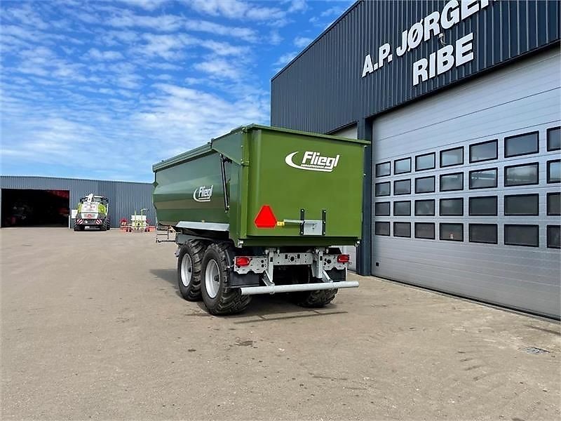 Fliegl TMK 264 FOX med 400 mm kornoverbygning.