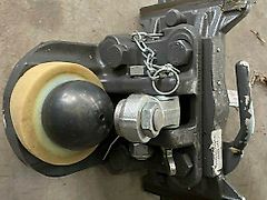 Fendt Zugkugelkupplung K 80