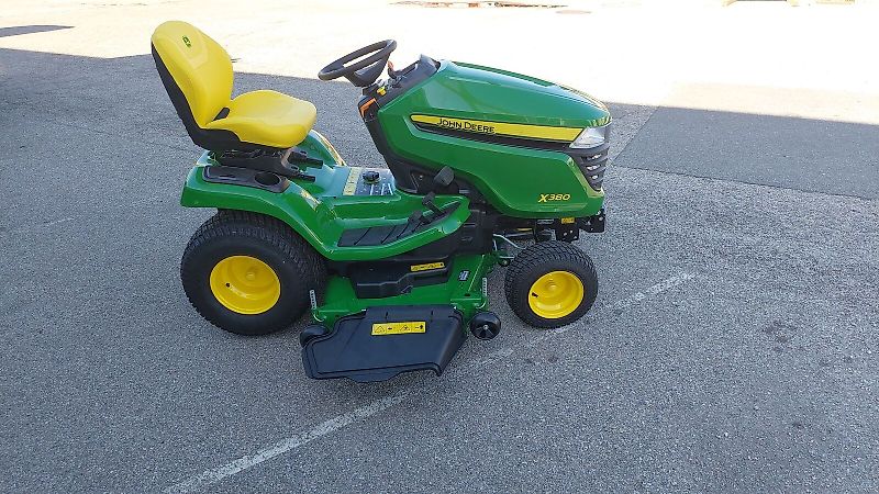 John Deere X380