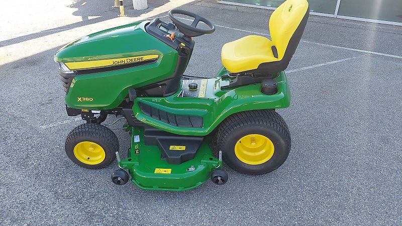 John Deere X380