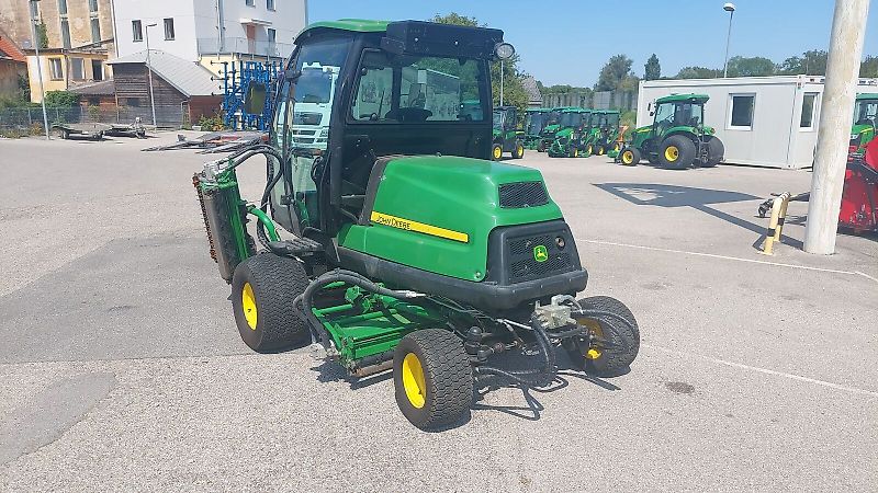 John Deere 8900A