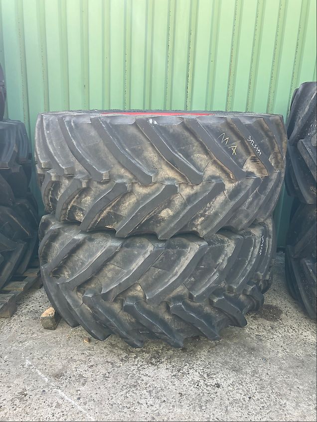Fendt 650/60R38 + 750/70R44