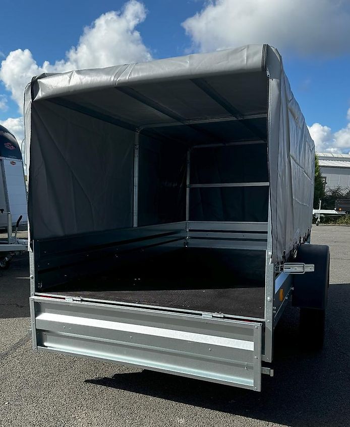 AKTION Neptun Praktik 263 750kg inkl. Plane und Spriegel Anhänger