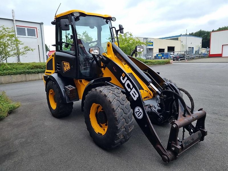 JCB KOMPAKTRADLADER 409 AGRI