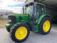 John Deere 6320 - 7400 Hours - normal fuel pomp VD44 !