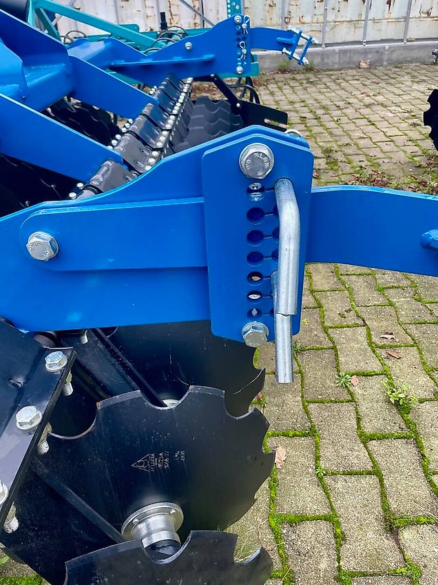 BM Maschinenbau Kurzscheibenegge Standart, ohne Walze zum SONDERPREIS