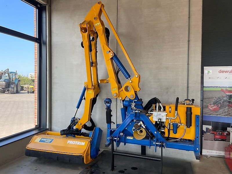 Bomford Arm-maaier KESTREL Evo S VFA ± PROTRIM Klepelmaaier 1.2m