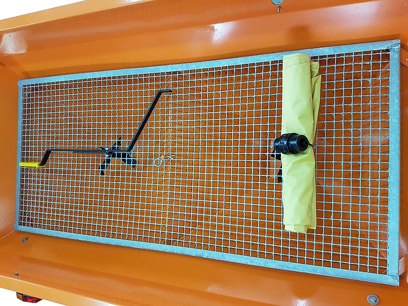 Top-Agro Winterdienststreuer Salzstreuer Sandstreuer !!NEU!! 600L Plane SSOP600 WINTERAKTION