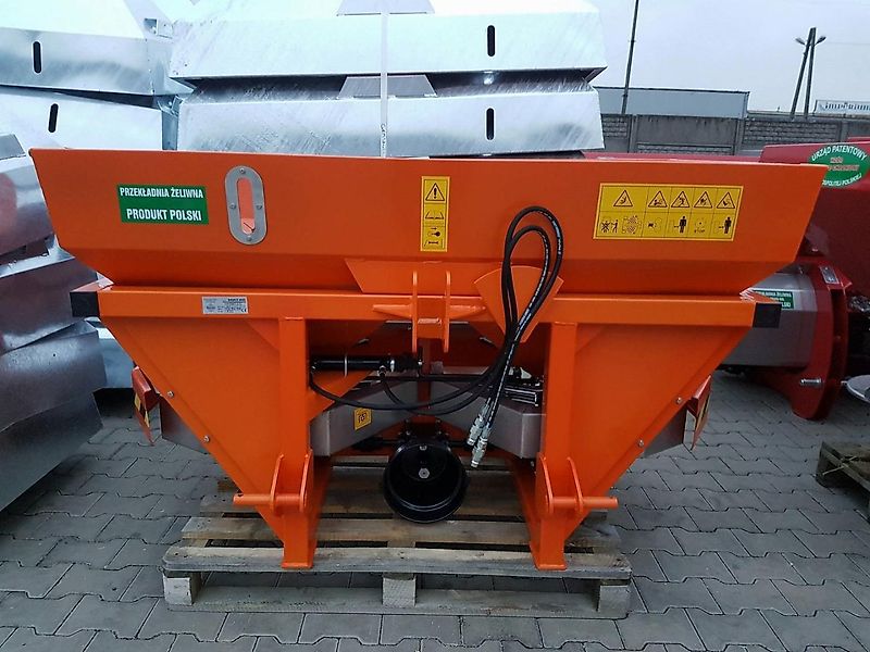 Top-Agro Winterdienststreuer Salzstreuer Sandstreuer !!NEU!! 600L Plane SSOP600 WINTERAKTION