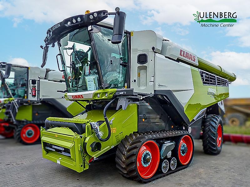 Lexion 8800 TT (po 3 sezonach) z hederem Convio 1230 (po 3 sezonach)