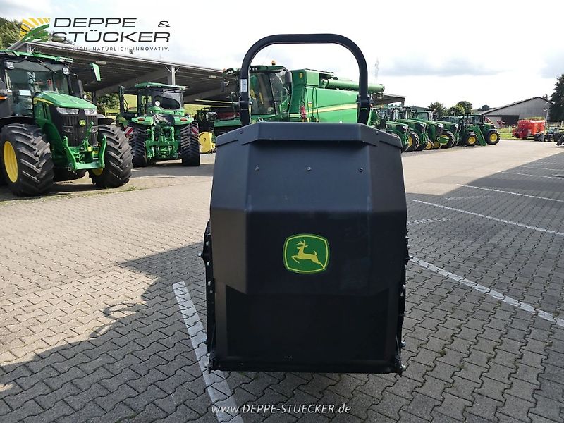 John Deere X950R Hochentleerung