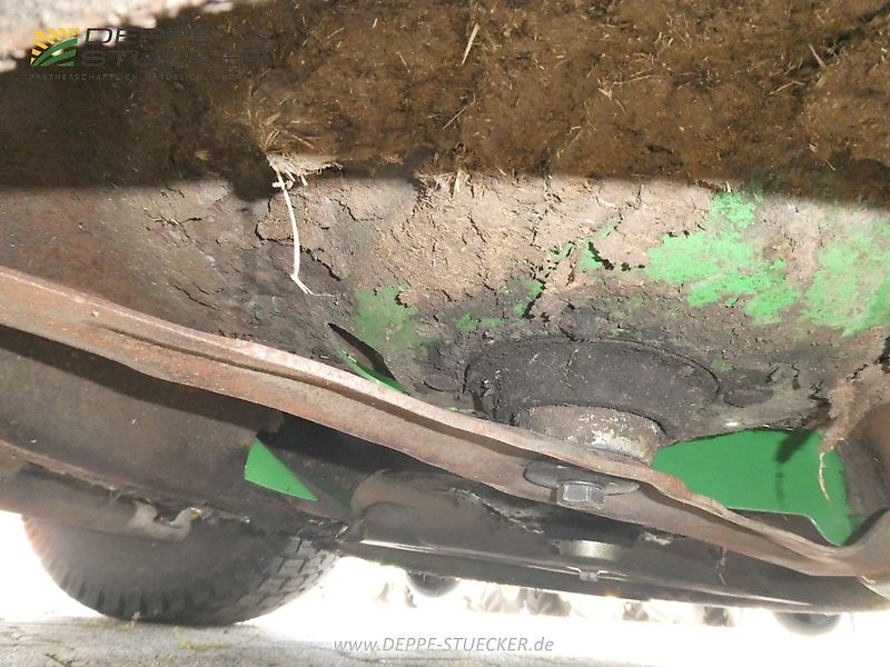 John Deere X950R Hochentleerung