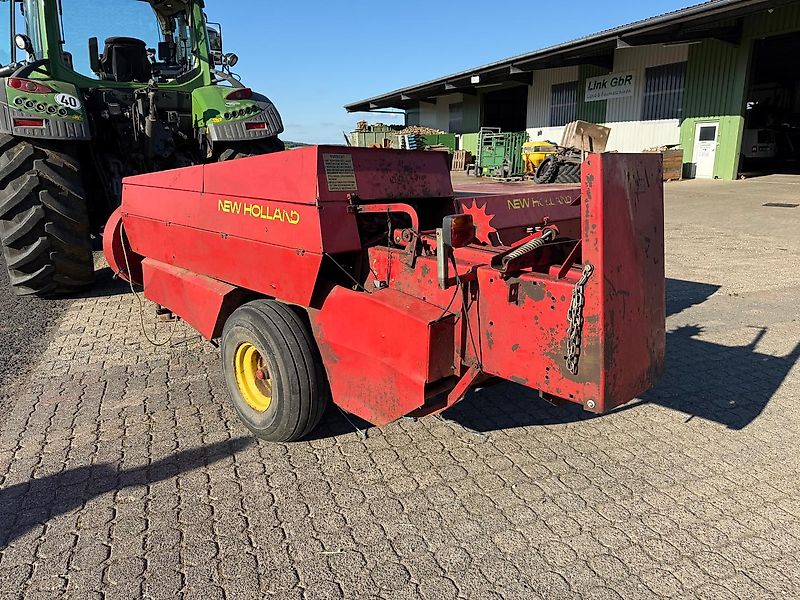 New Holland Super 68