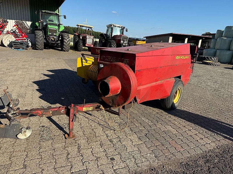 New Holland Super 68