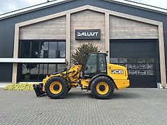 JCB TM420