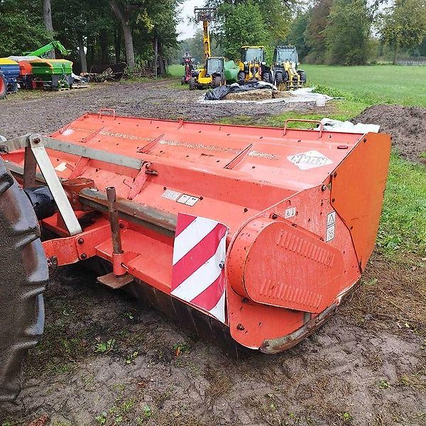 RM 320