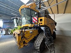 New Holland CR 8080