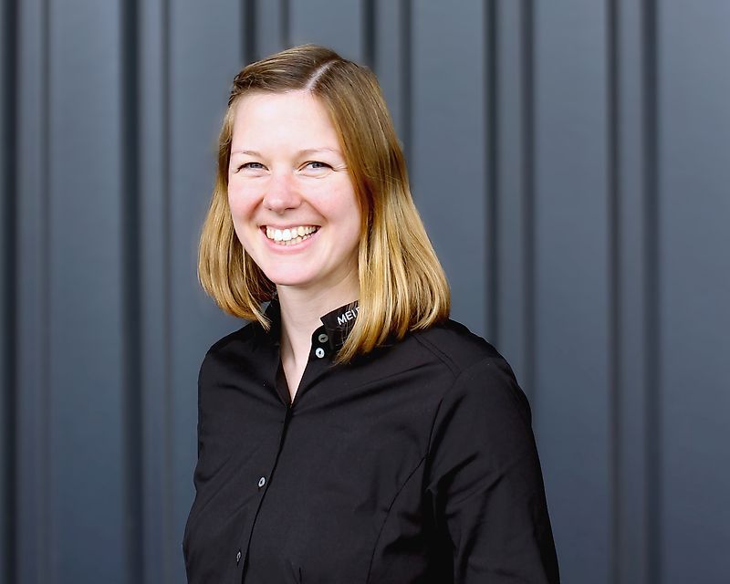 Osoba do kontaktu Pani Sarah Starck