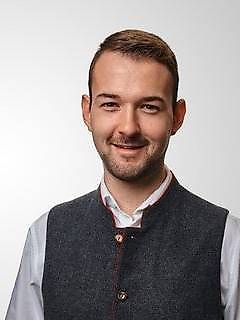 Osoba do kontaktu Pan Clemens Leimer