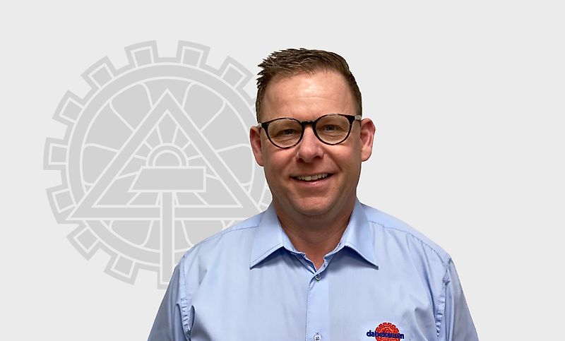 Osoba do kontaktu Pan Jac Peeters