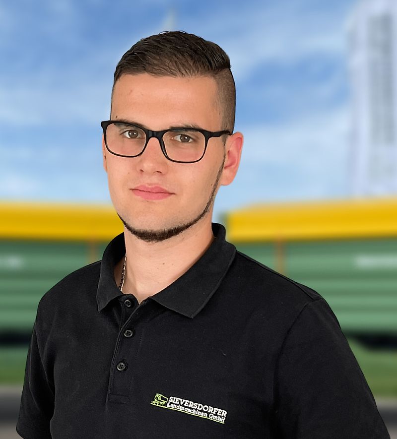 Osoba do kontaktu Pan Raik Synnatschke