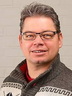 Osoba do kontaktu Pan Michael Schwarzer