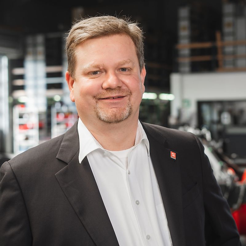 Osoba do kontaktu Pan Mario Wiechern