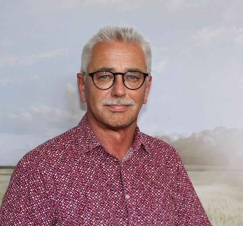 Osoba do kontaktu Pan Rainer Schölzke