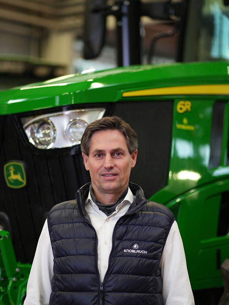 Osoba do kontaktu Pan Clemens Knoblauch